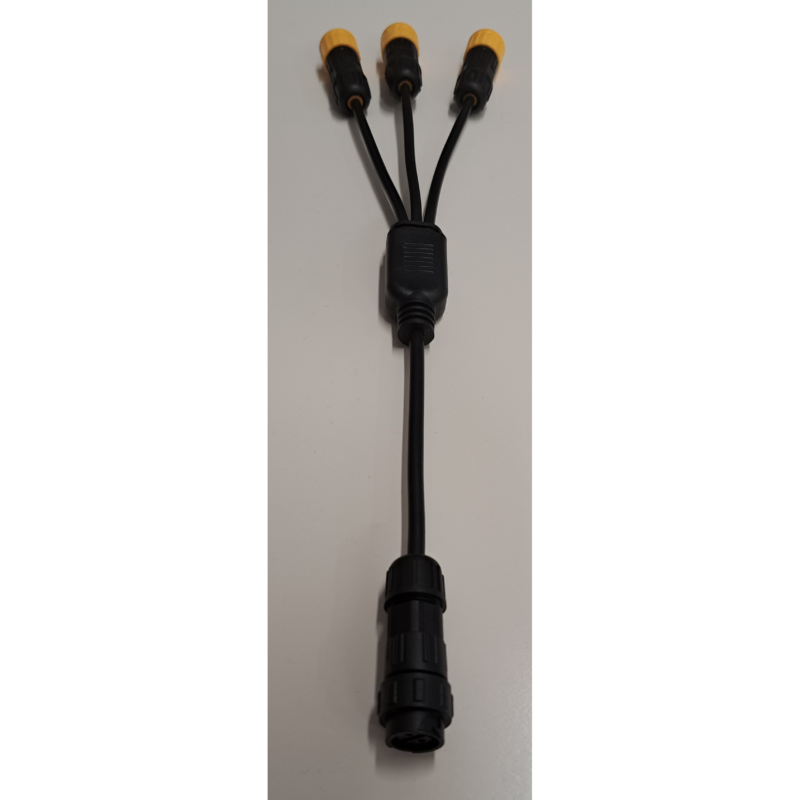 smartTEX Santi Yx3 Verteiler zum Antrieb von Heizkleidung – weiblich, männlich, männlich, männlich